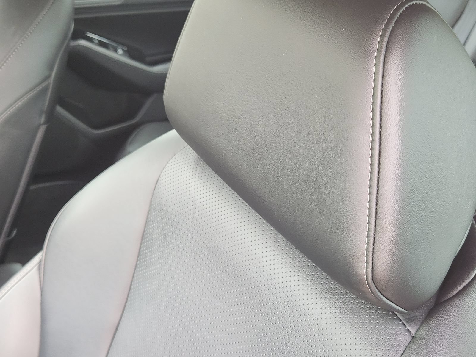 Used 2024 Honda Accord Touring image 19