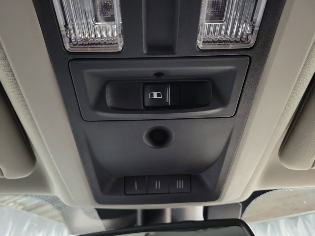 Used 2015 RAM 1500 Laramie w/ Convenience Group image 21