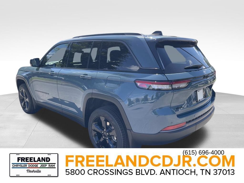 New 2026 Jeep Grand Cherokee Limited w/ Limited Altitude Package AWD/4WD image 5