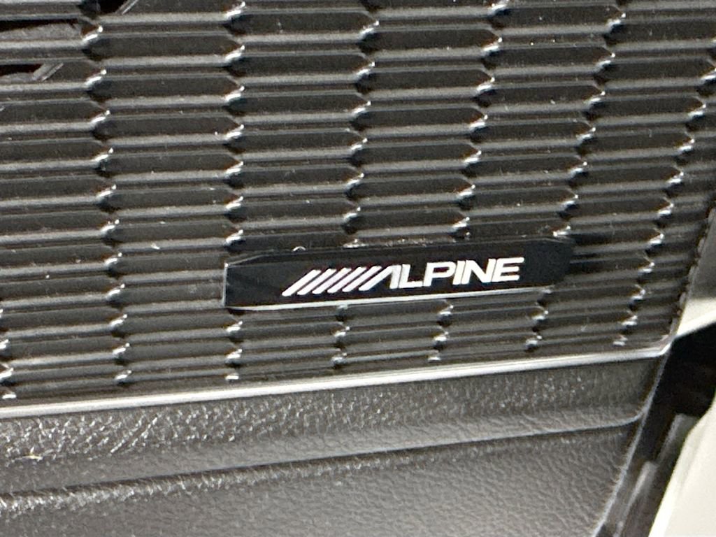 Used 2022 Jeep Grand Cherokee Limited 4xe image 12