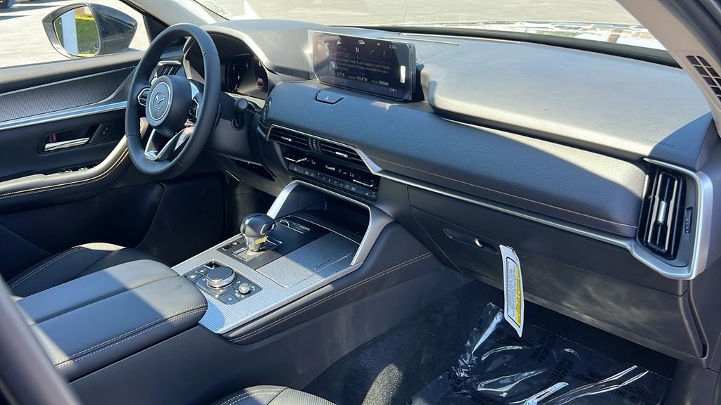 New 2024 MAZDA CX-90 Plug-In Hybrid w/ Premium Pkg image 35