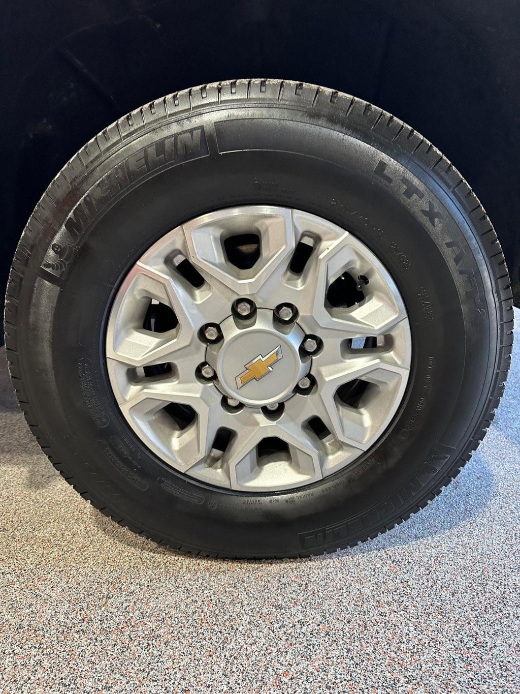 Used 2022 Chevrolet Silverado 3500 LT w/ Remote Start Package AWD/4WD image 14