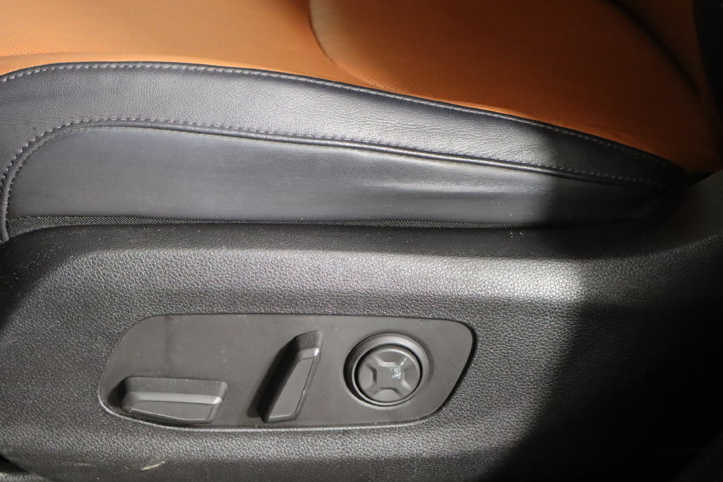 Used 2022 Kia Carnival SX FWD image 25