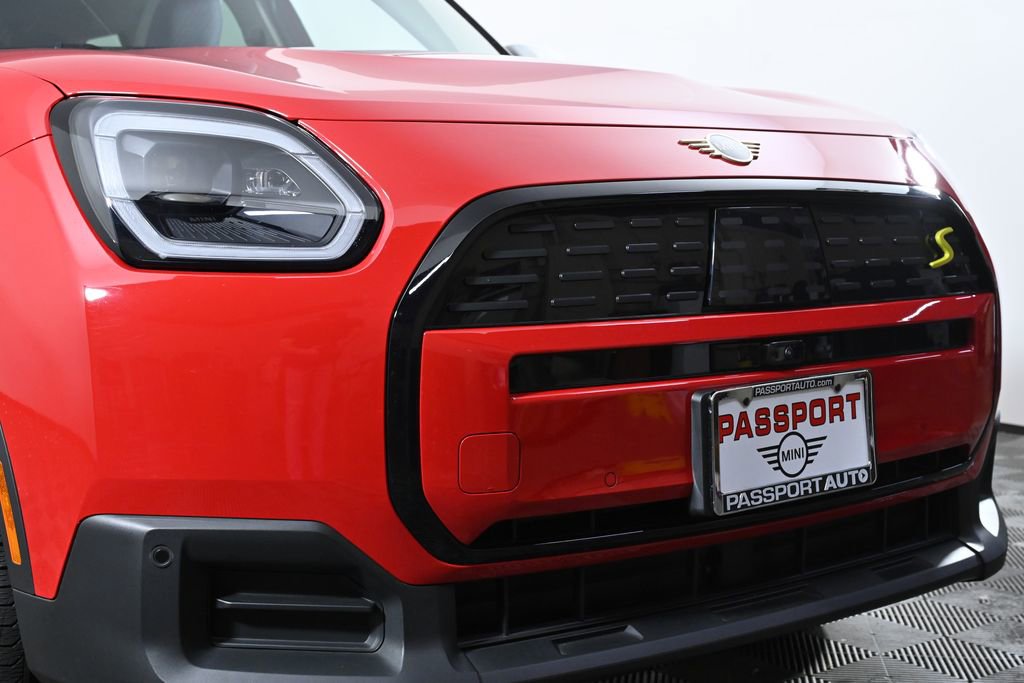 Used 2025 MINI Cooper Countryman SE w/ Comfort Package Max image 5