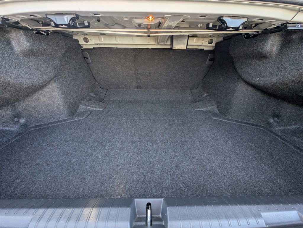 Used 2023 Subaru Legacy Premium image 29