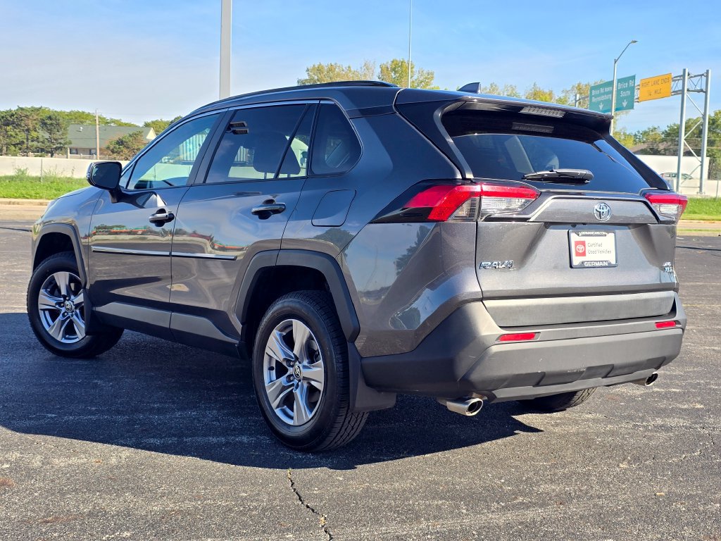 Certified 2022 Toyota RAV4 XLE w/ Convenience Package AWD/4WD image 15