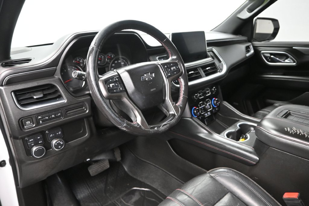 Used 2021 Chevrolet Suburban RST w/ Luxury Package AWD/4WD image 14