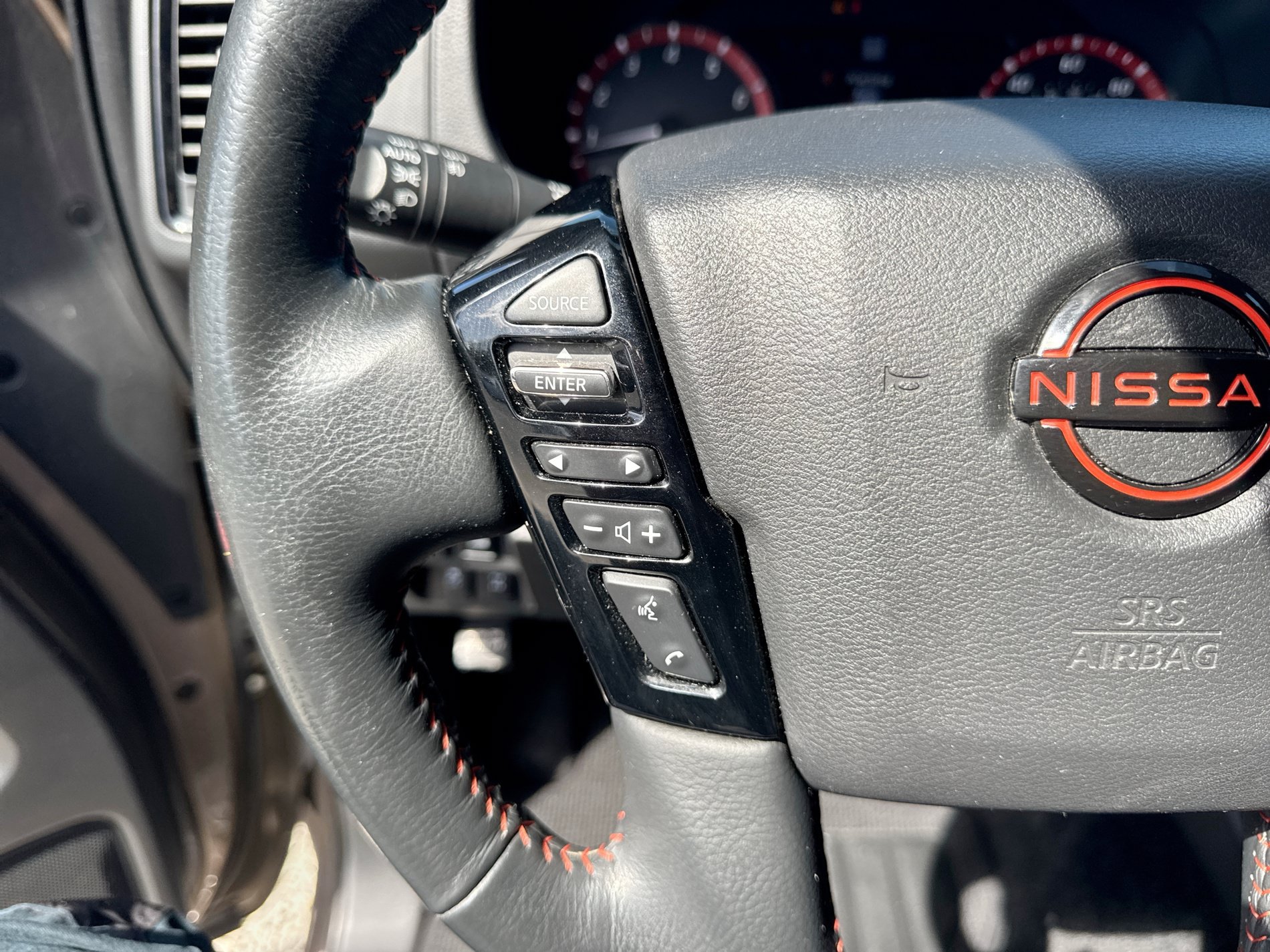 Certified 2023 Nissan Frontier PRO-4X w/ Pro Convenience Package AWD/4WD image 24
