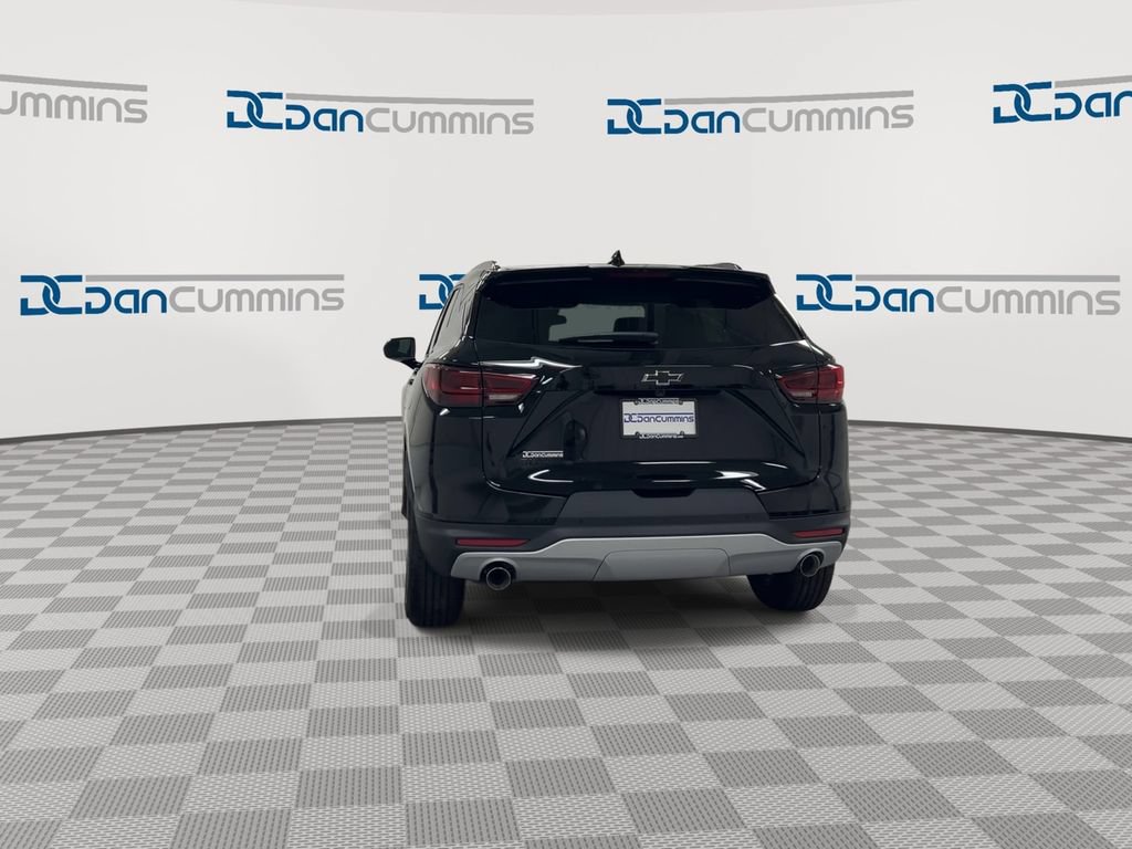 New 2026 Chevrolet Blazer LT w/ Midnight/Sport Edition FWD image 7