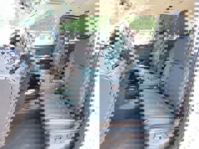 New 2026 Honda Odyssey Touring image 13