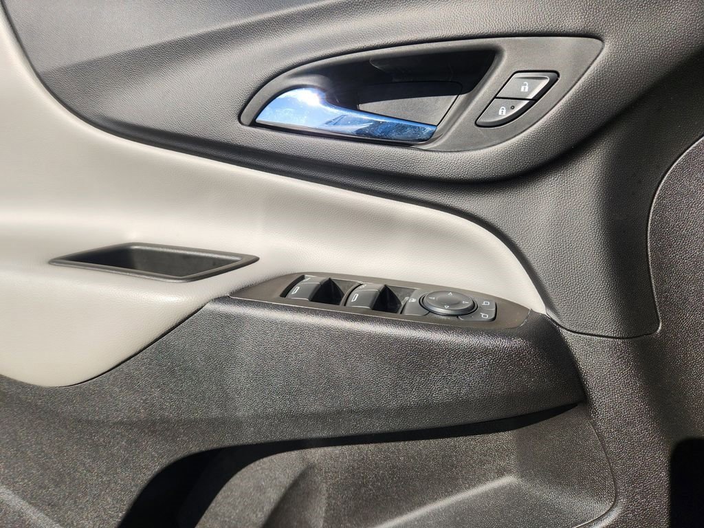 Used 2023 Chevrolet Equinox LT AWD/4WD image 24