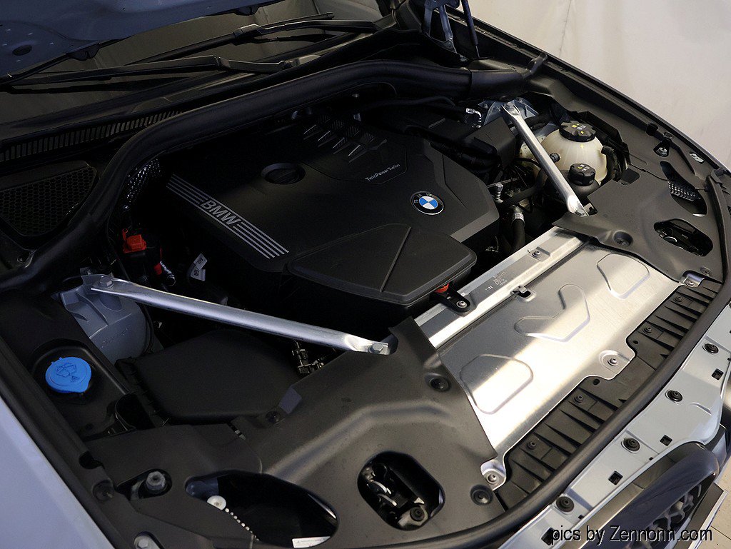 Used 2023 BMW X4 xDrive30i w/ M Sport Package AWD/4WD image 35