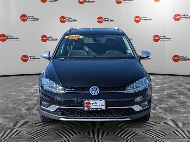 Used 2019 Volkswagen Golf Alltrack S image 2
