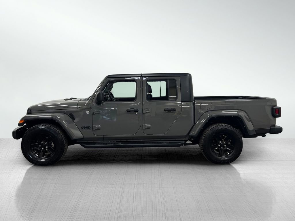 Used 2021 Jeep Gladiator Sport image 3