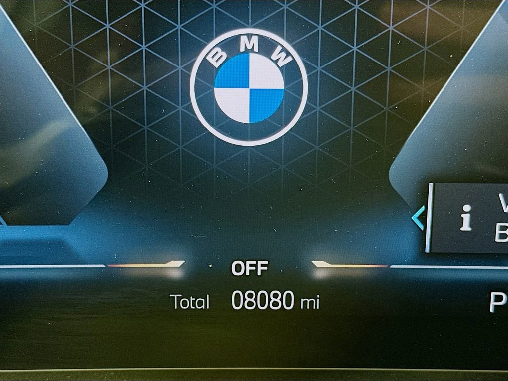 Used 2025 BMW 330i xDrive Sedan w/ Premium Package image 16