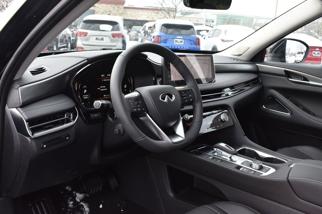 New 2026 INFINITI QX60 Luxe w/ Family Package image 11