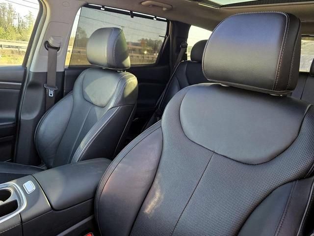 Used 2023 Hyundai Santa Fe Limited FWD image 15