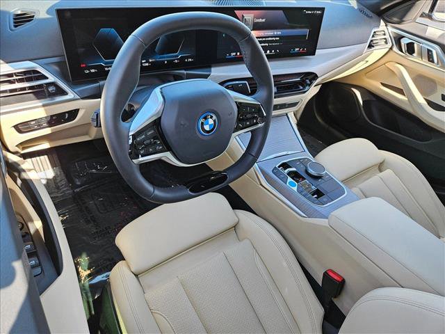 Used 2025 BMW i4 eDrive40 image 10