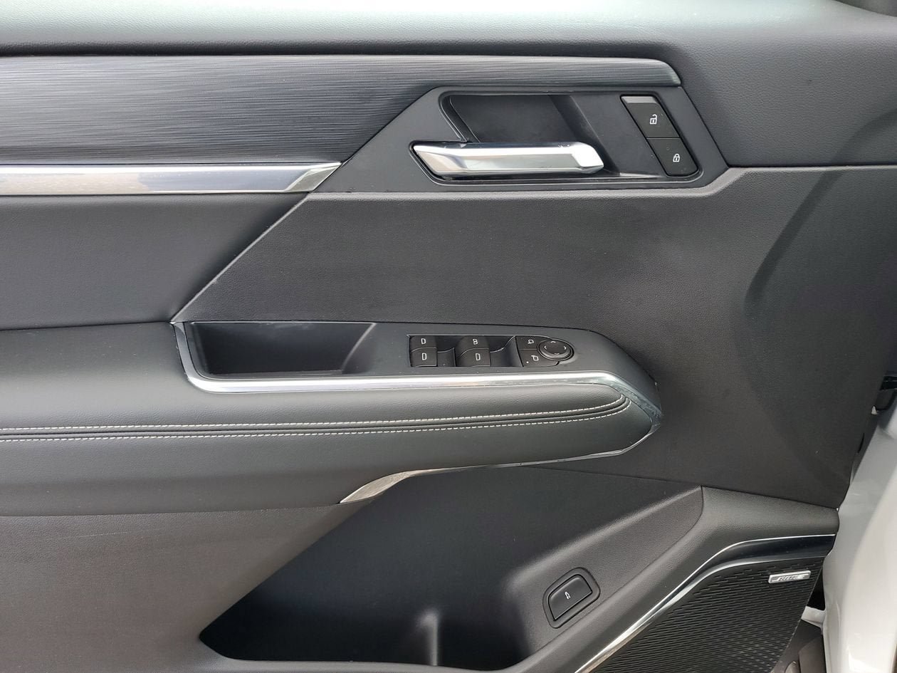 New 2026 GMC Acadia Elevation w/ Black Edition FWD image 17
