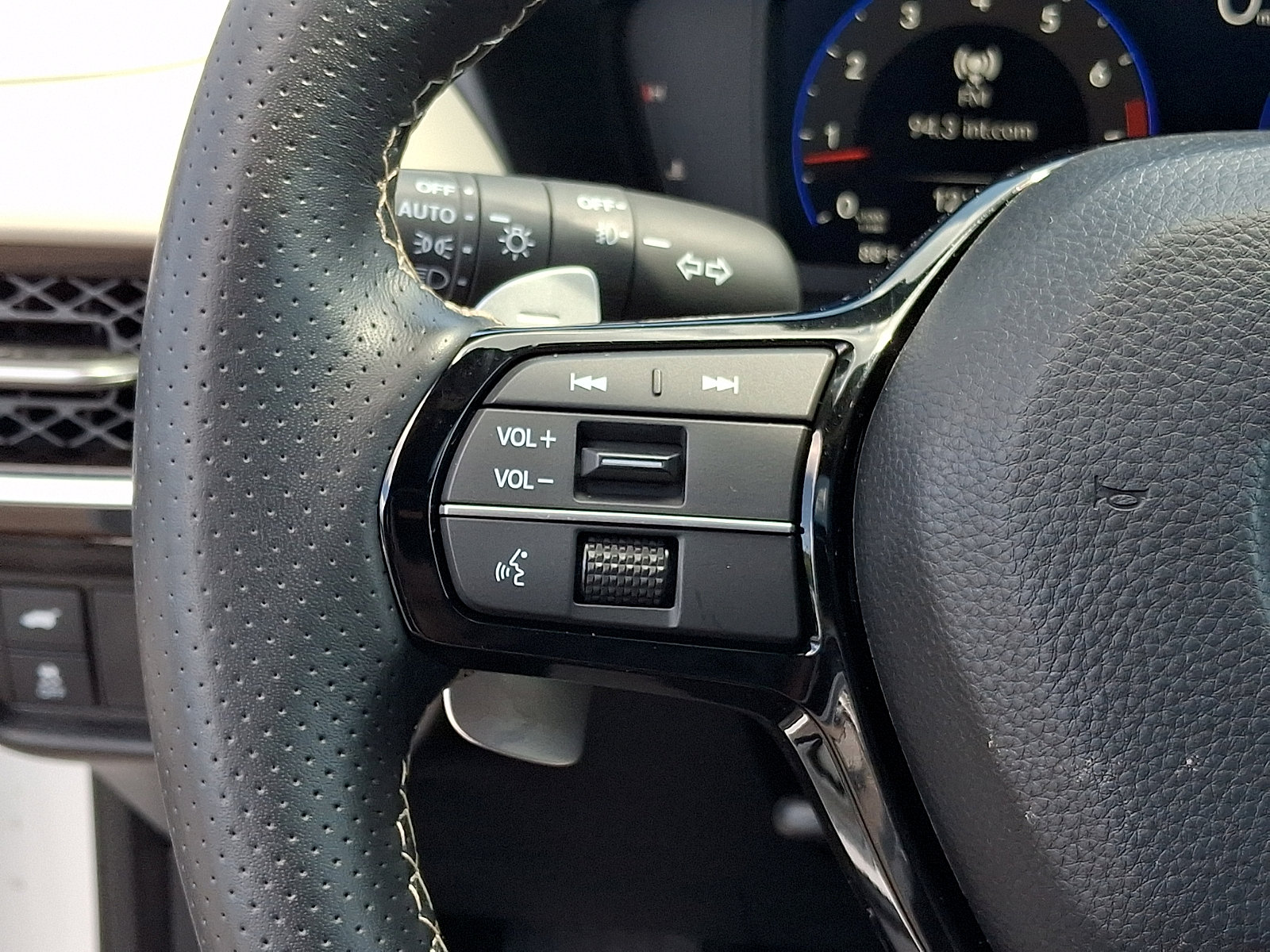 Certified 2025 Acura ADX A-Spec AWD/4WD image 21