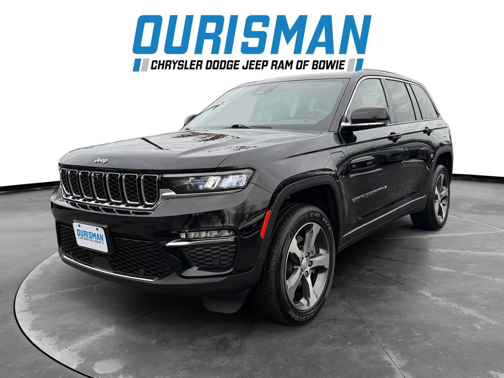 Used 2023 Jeep Grand Cherokee 4WD 4xe w/ Luxury Tech Group II image 2