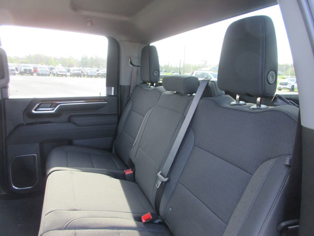 New 2026 GMC Sierra 2500 SLE image 13