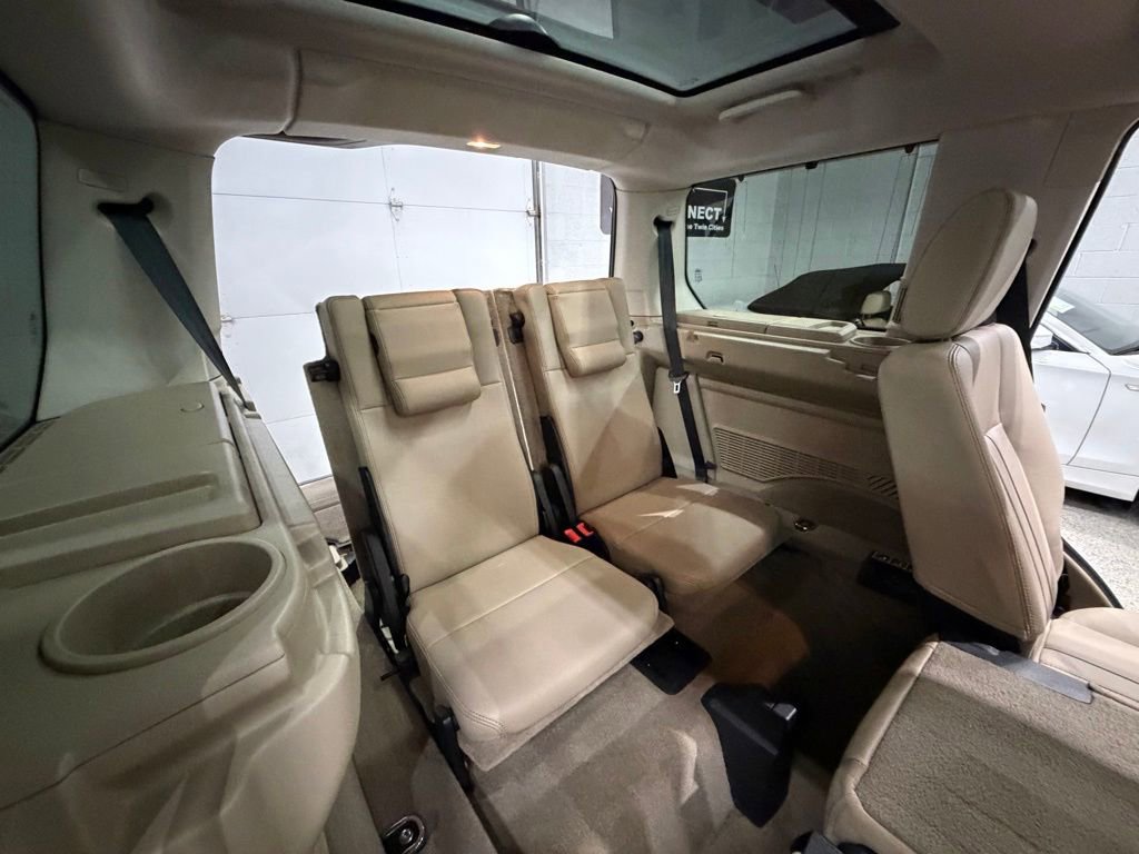 Used 2014 Land Rover LR4 HSE AWD/4WD image 33