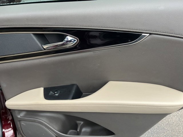 Used 2023 Lincoln Nautilus Reserve image 35