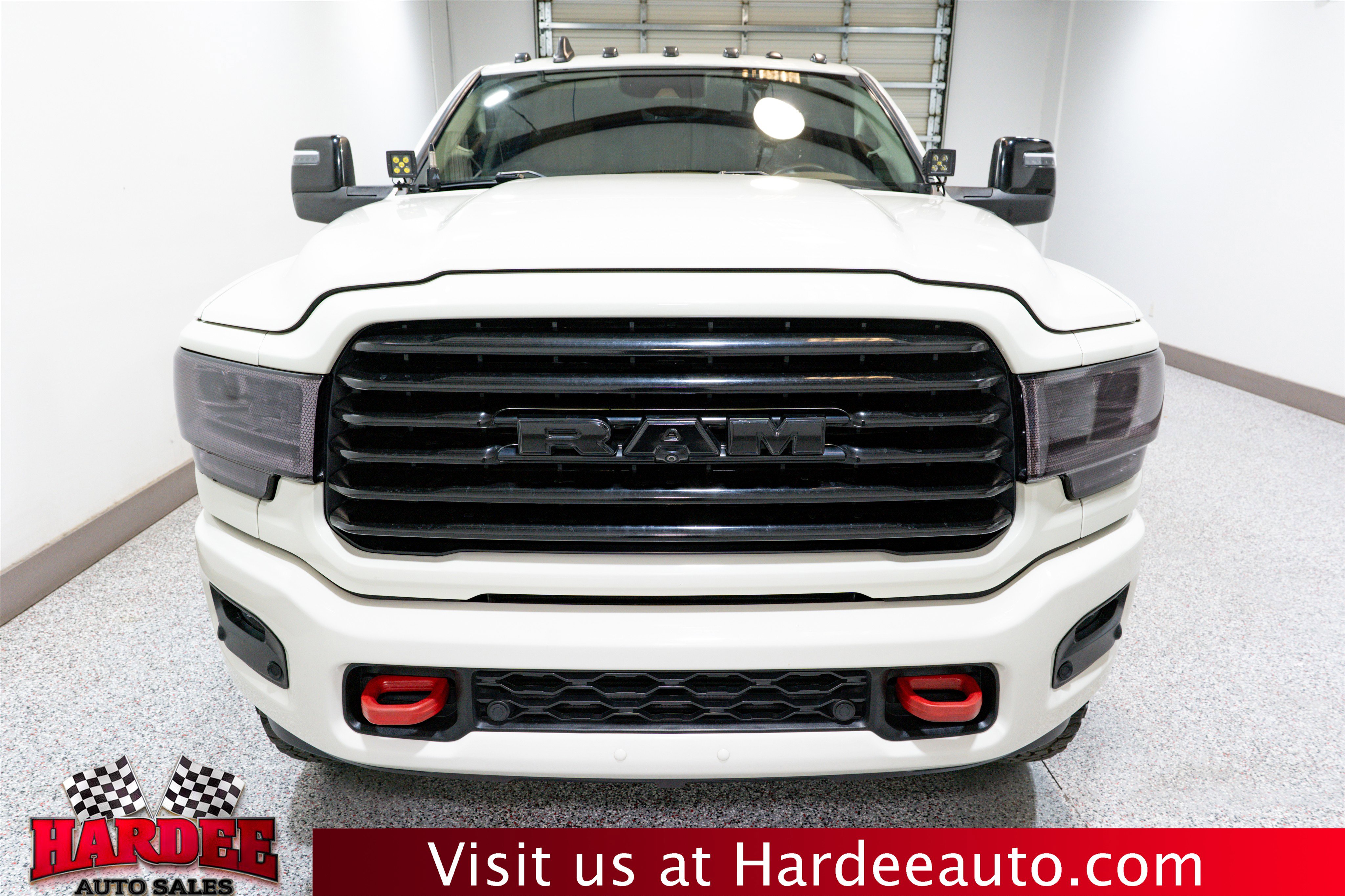 Used 2023 RAM 3500 Limited image 7