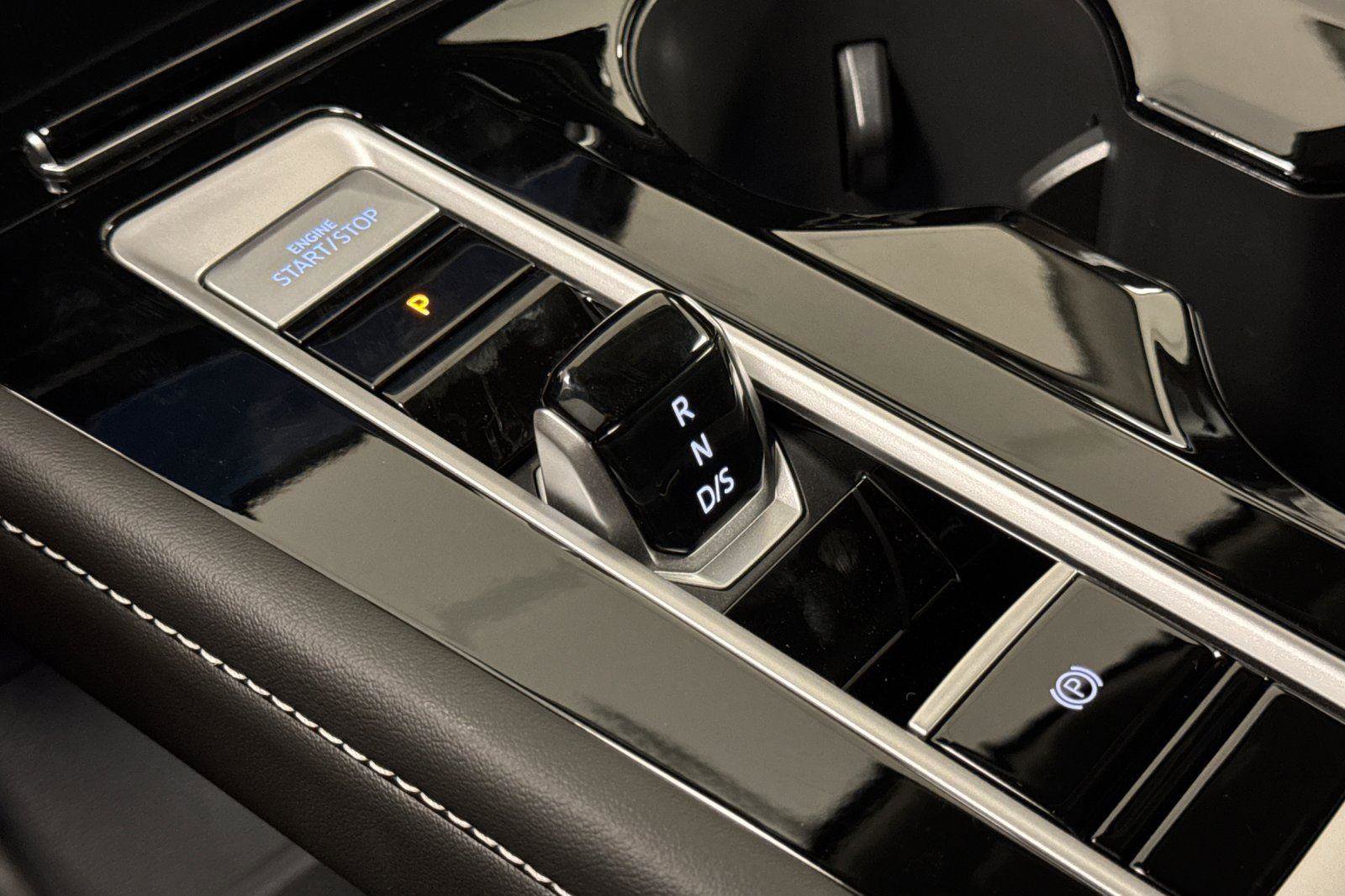 New 2026 Volkswagen Atlas SE image 21