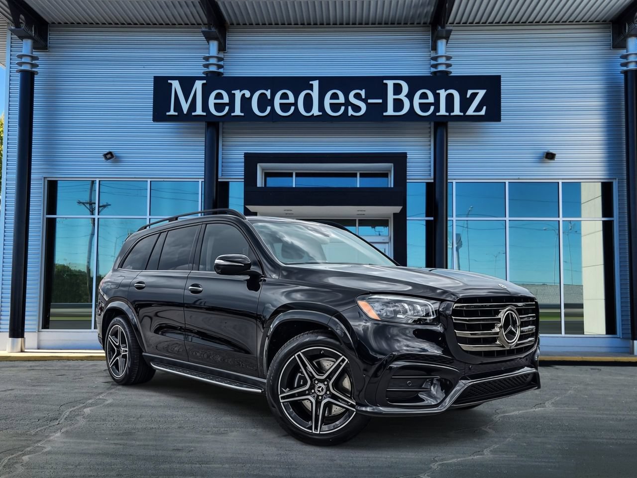 New 2026 Mercedes-Benz GLS 450 4MATIC