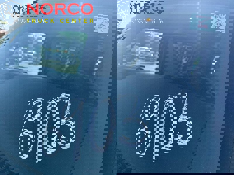 Used 2017 Chevrolet Express 2500 image 26