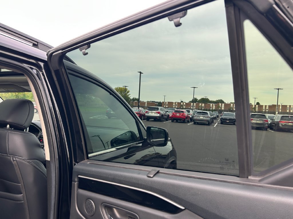 Certified 2024 Honda Pilot Touring image 24