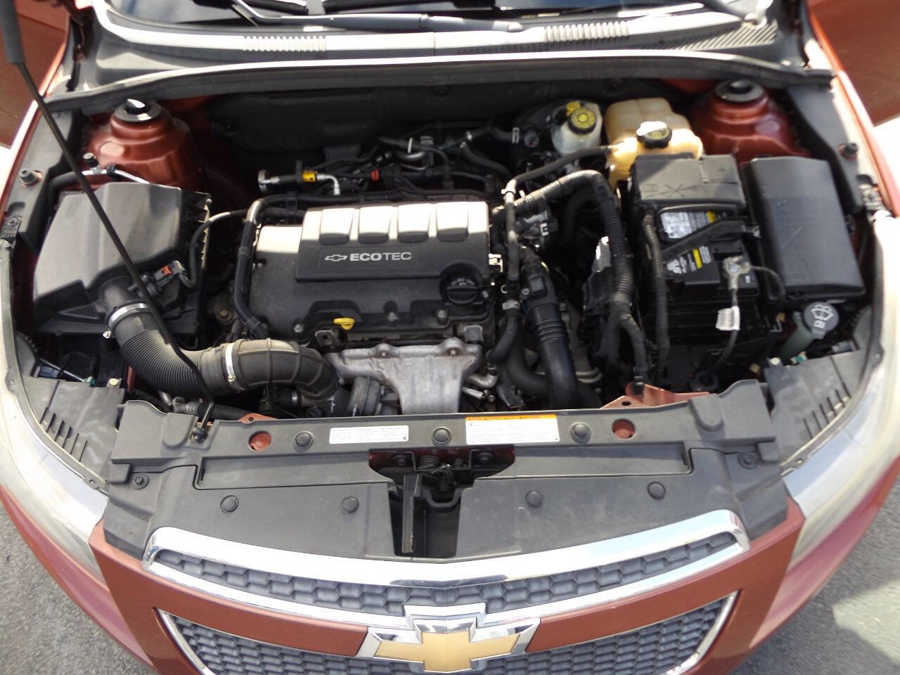 Used 2013 Chevrolet Cruze LT image 29