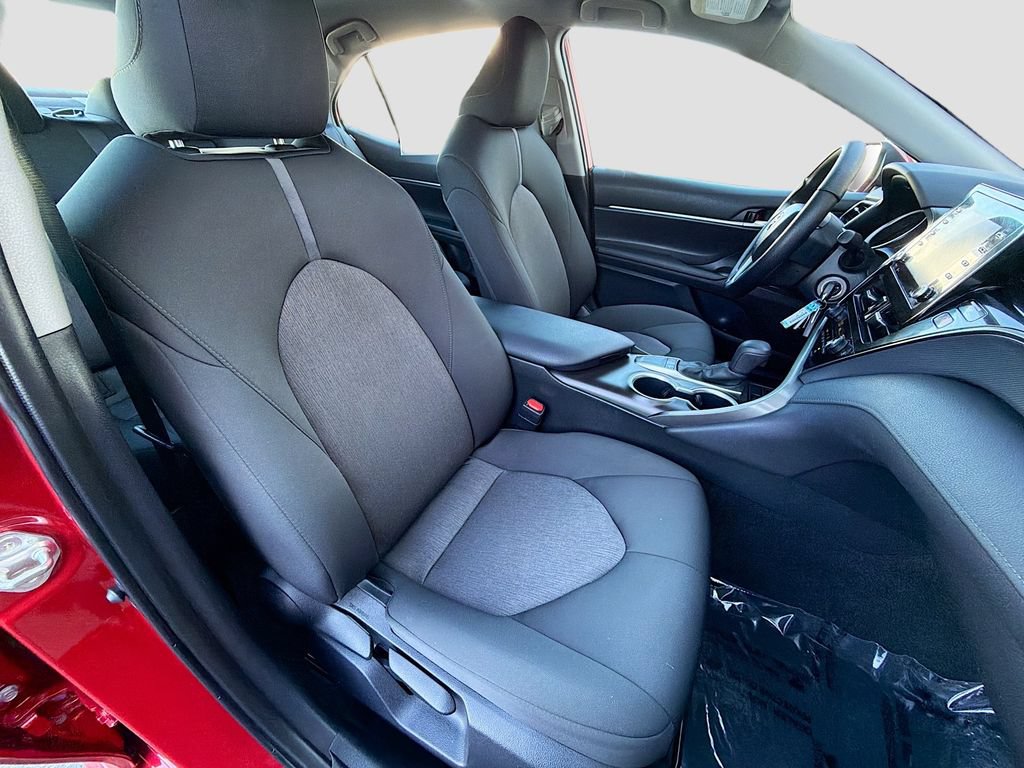 Used 2024 Toyota Camry LE FWD image 25