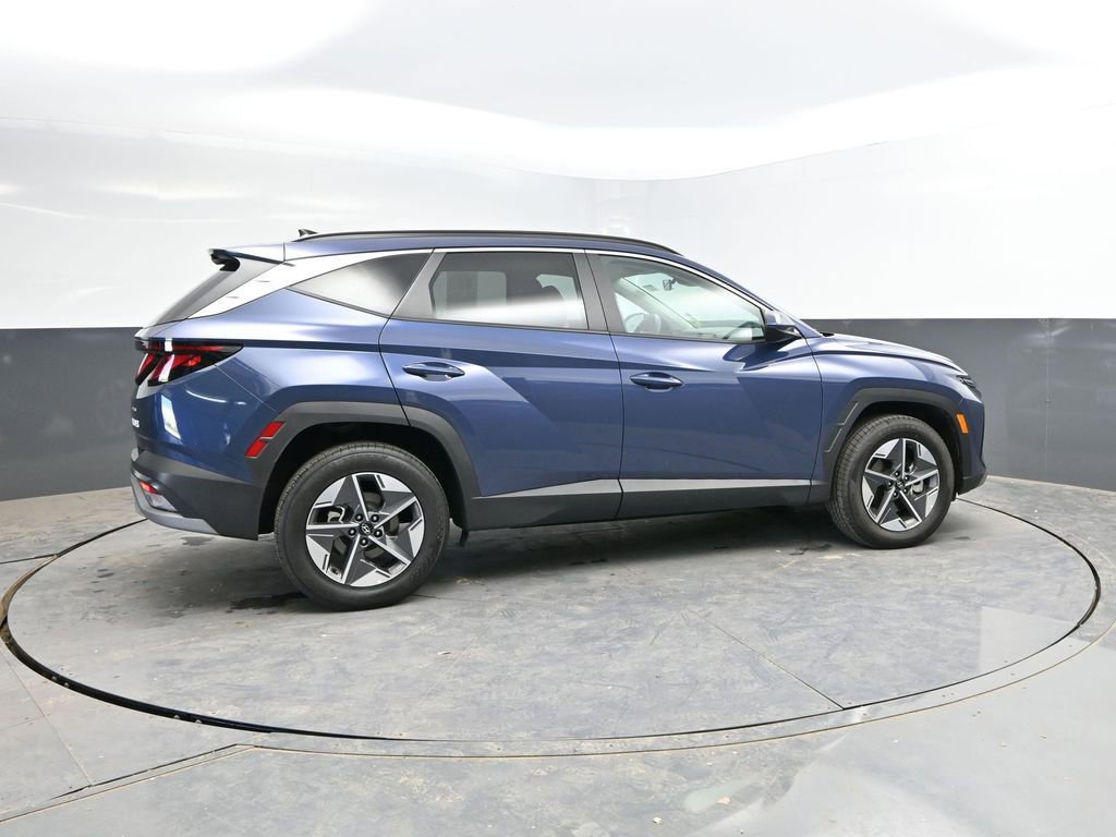 Used 2025 Hyundai Tucson SEL AWD/4WD image 10