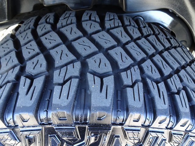 Used 2023 Ford Bronco Wildtrak image 33