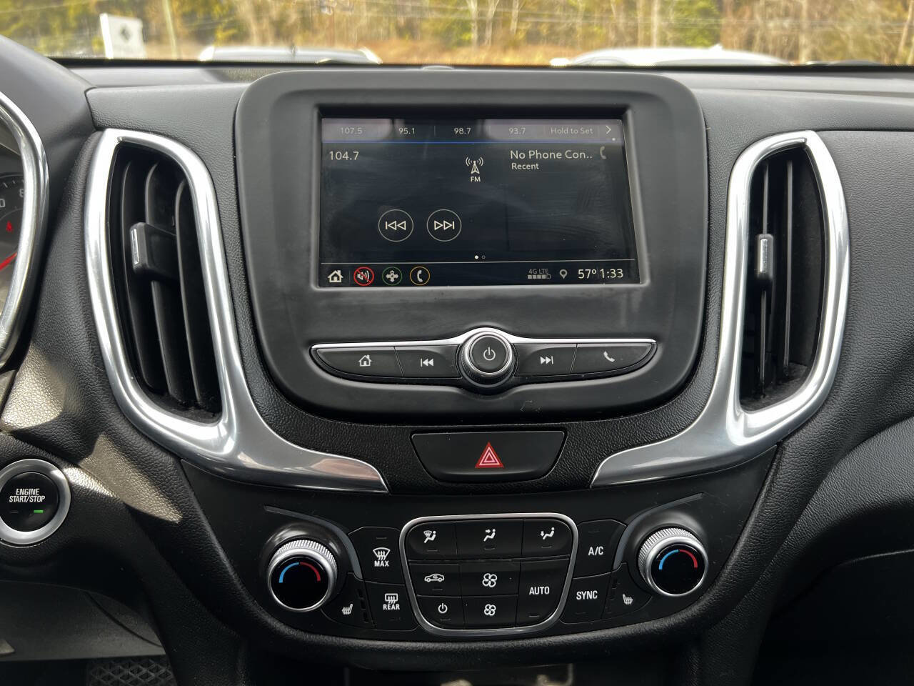 Used 2019 Chevrolet Equinox LT FWD image 22