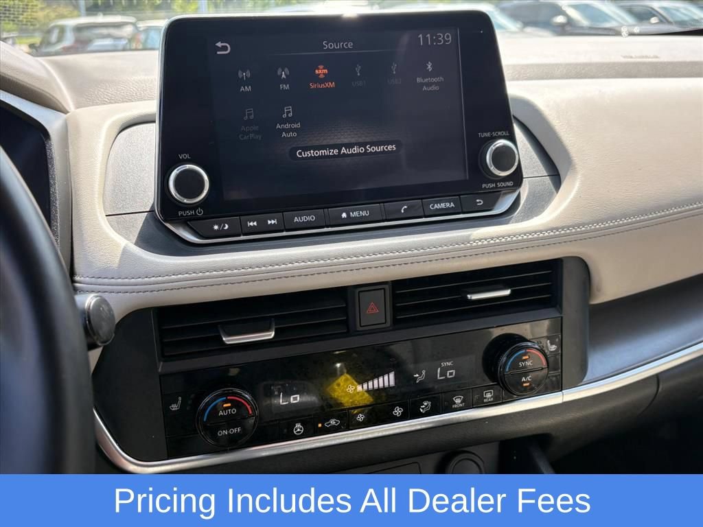 Used 2025 Nissan Rogue SV w/ SV Premium Package AWD/4WD image 11