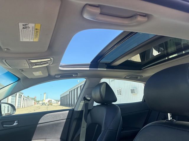 Used 2019 Kia Optima S w/ S Panoramic Sunroof Package FWD image 16