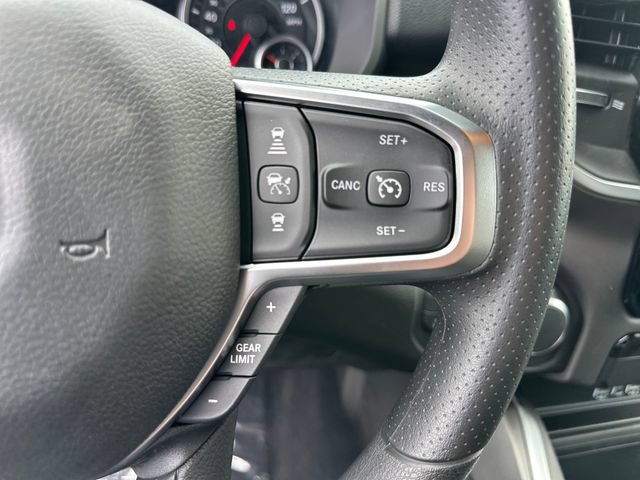 New 2026 RAM 1500 Express AWD/4WD image 19
