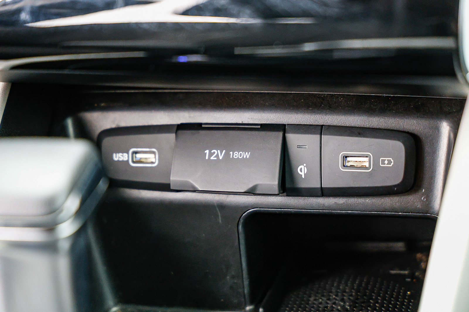 Used 2023 Hyundai Tucson SEL w/ Cargo Package AWD/4WD image 8