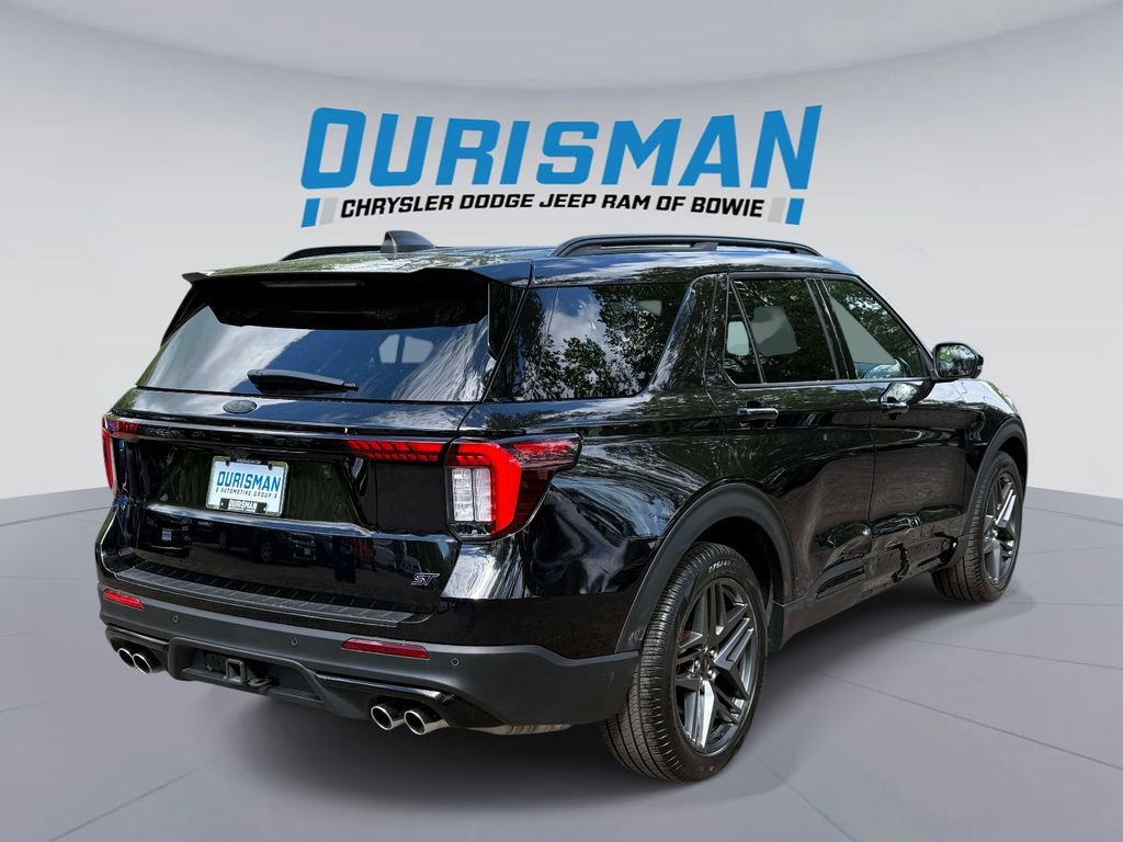 Used 2025 Ford Explorer ST w/ Sun And Sound Package AWD/4WD image 2