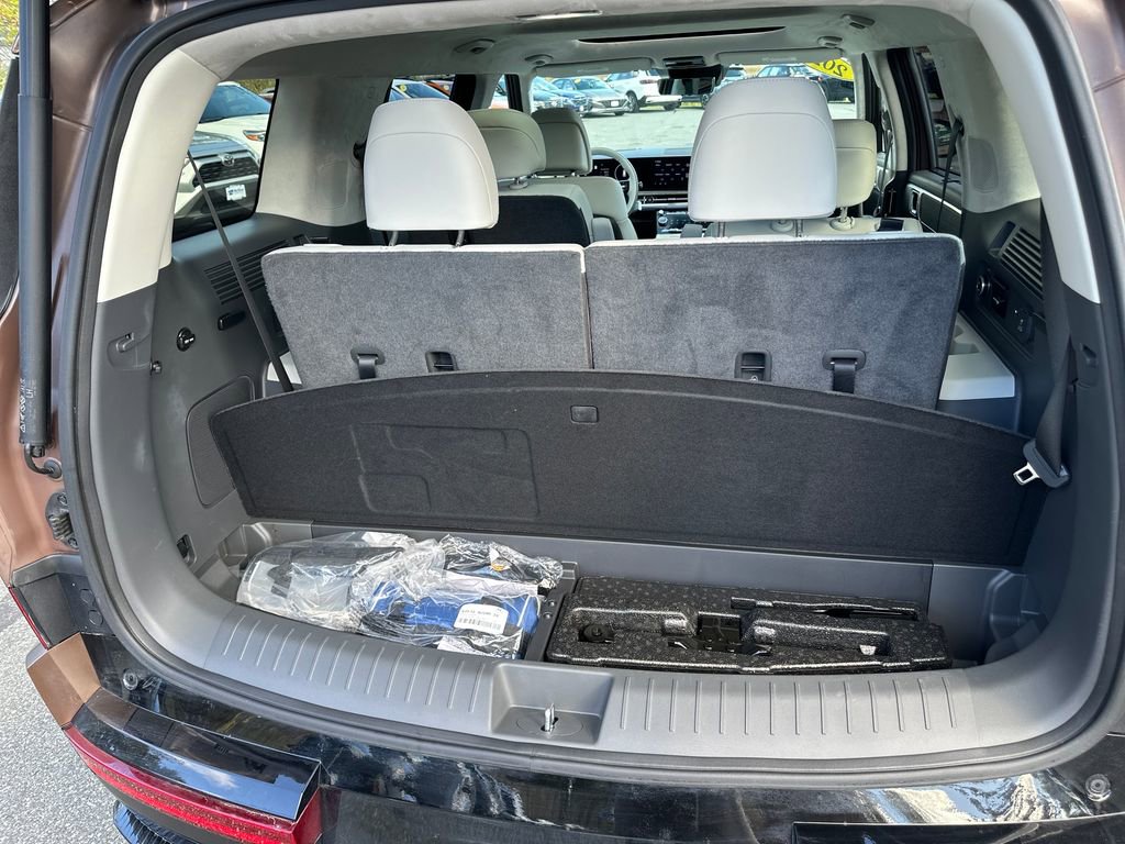 Used 2025 Hyundai Santa Fe Calligraphy image 50