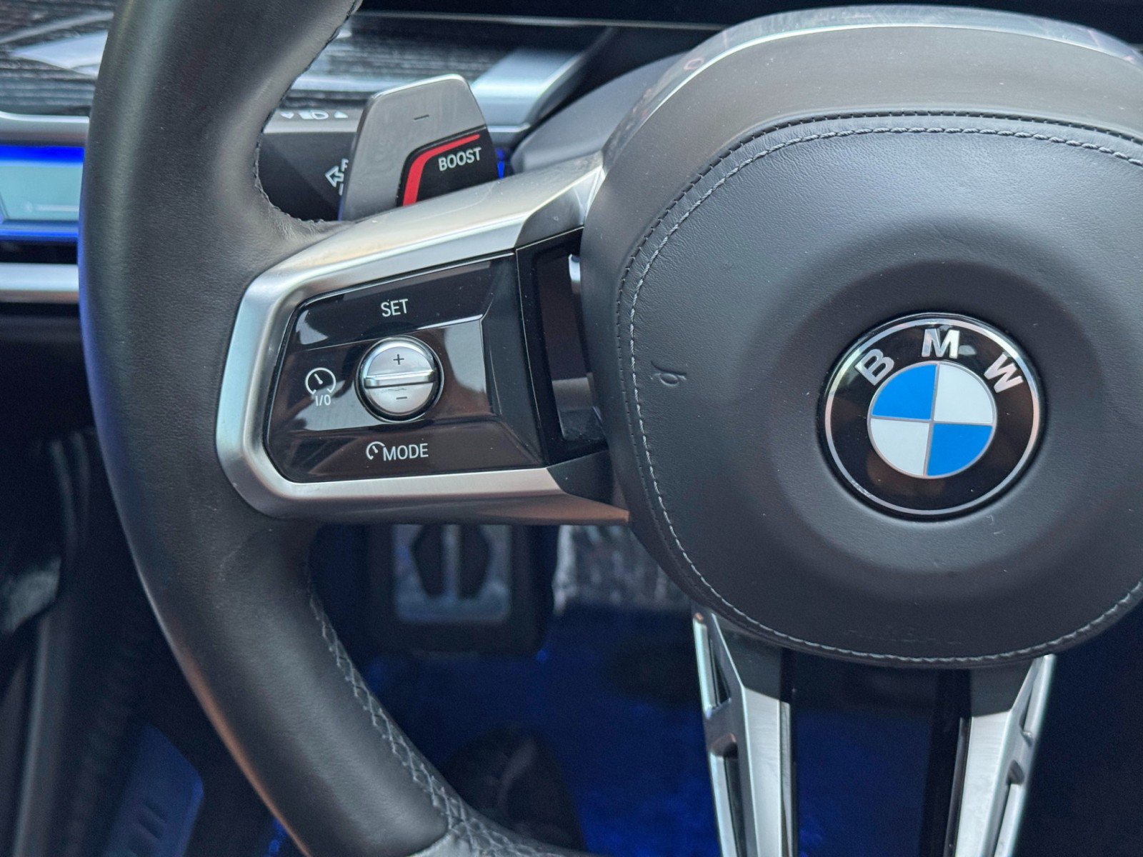 Used 2023 BMW 740i RWD image 23
