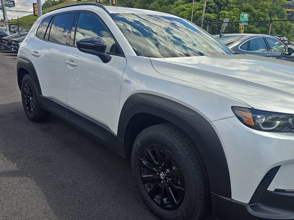 Used 2025 MAZDA CX-50 AWD 2.5 Hybrid w/ Premium Pkg image 2