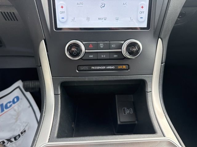 Used 2024 Ford Edge SEL image 20