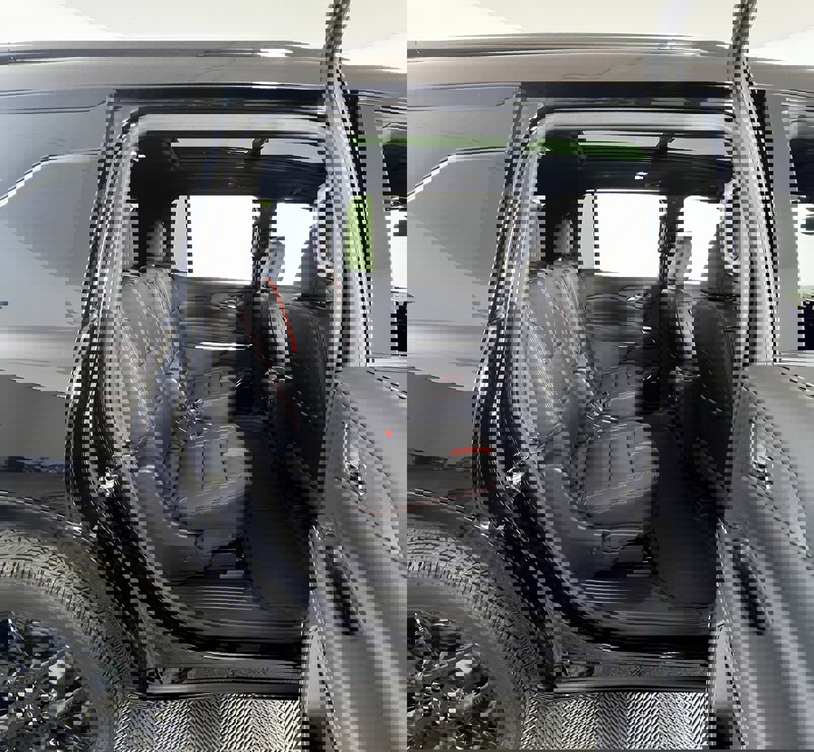 New 2026 Chevrolet Traverse RS w/ LPO, Floor Liner Package image 6