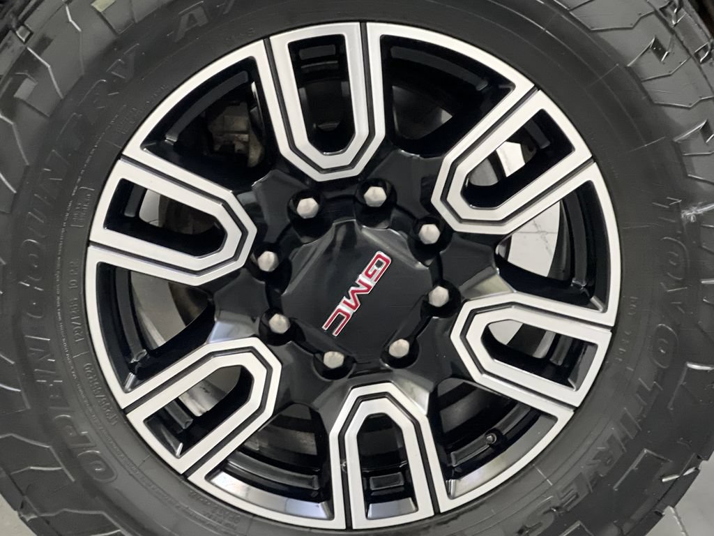 Used 2022 GMC Sierra 2500 AT4 w/ AT4 Preferred Package AWD/4WD image 74