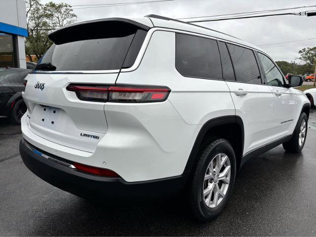 Used 2022 Jeep Grand Cherokee L Limited image 10